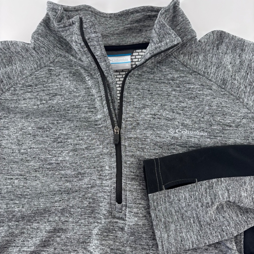 Columbia Pullover Women XL Gray Black 1/4 Zip Thumbhole Active Fleece Sweater‎